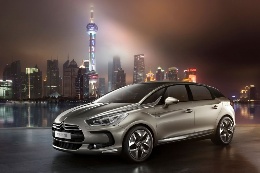 Citroen DS5 unveiled