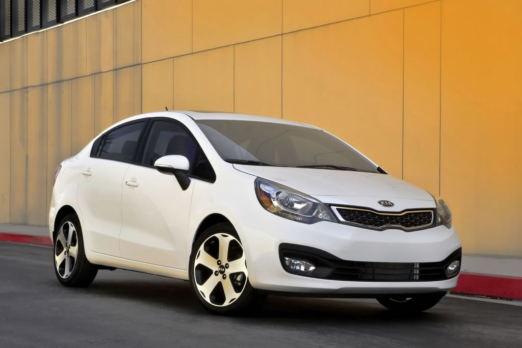 Kia Rio Sedan debuts in New York