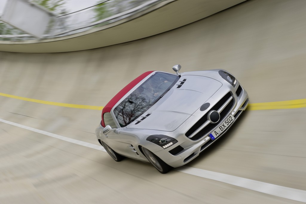 Mercedes-Benz SLS AMG Roadster teased