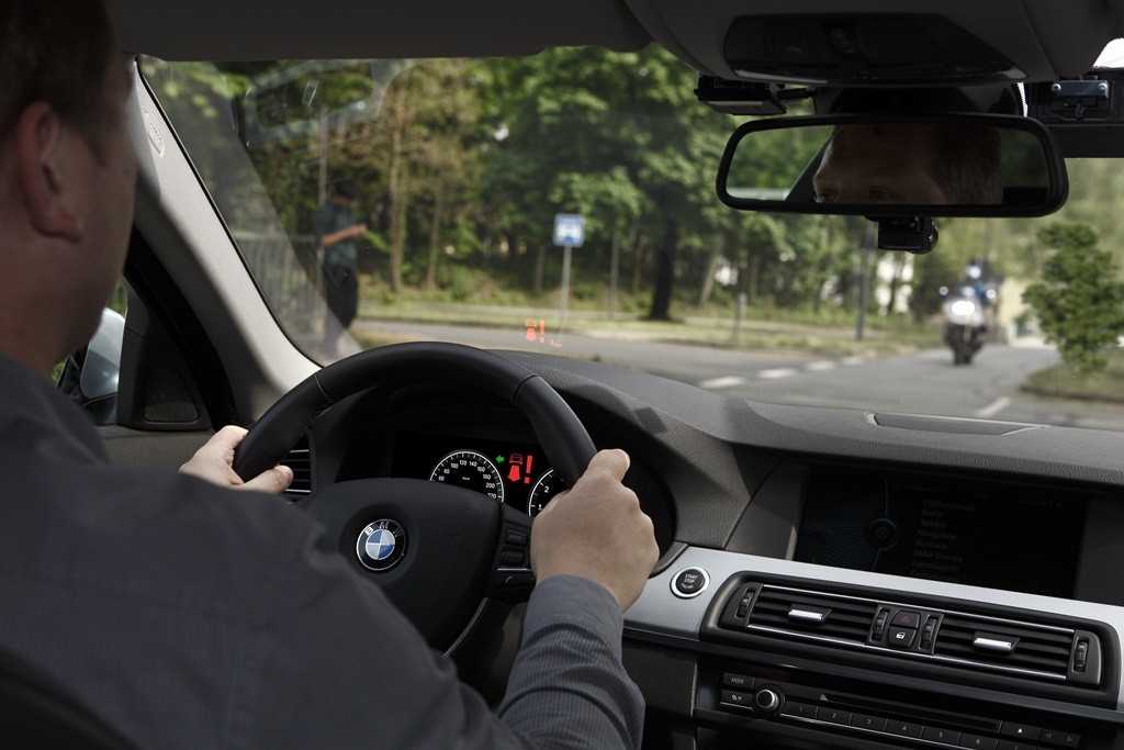 BMW safety systems for the future - Sgcarmart