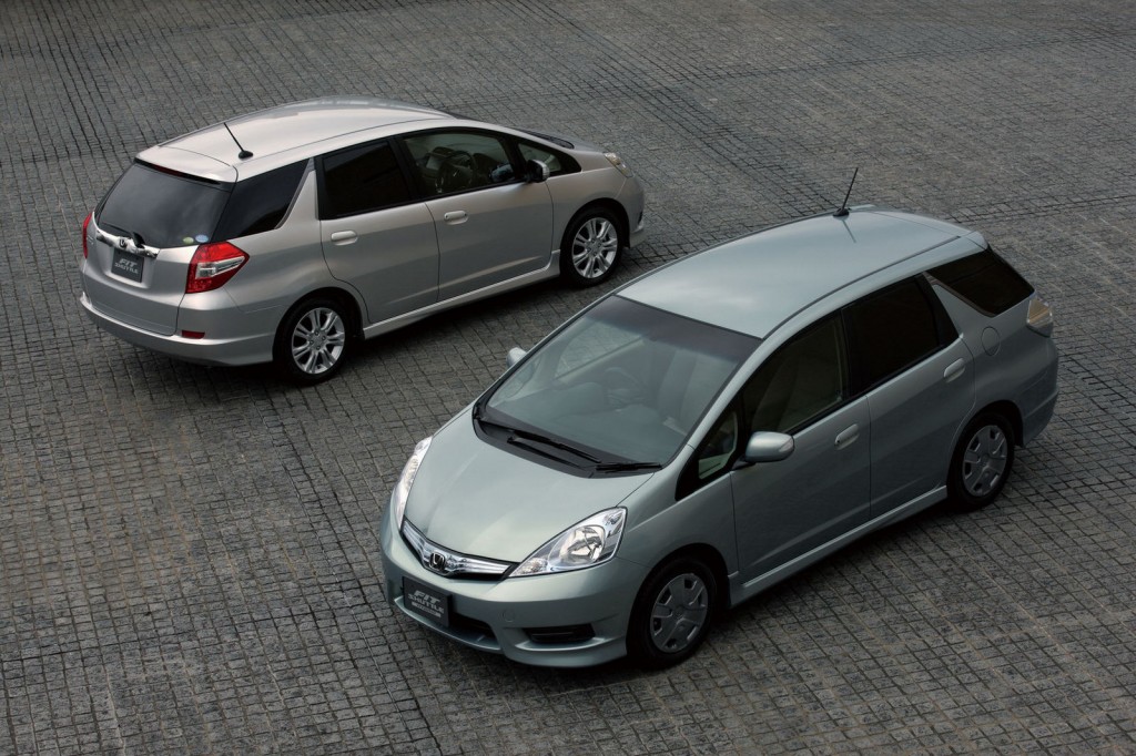 Honda Fit Shuttle goes on sale in Japan