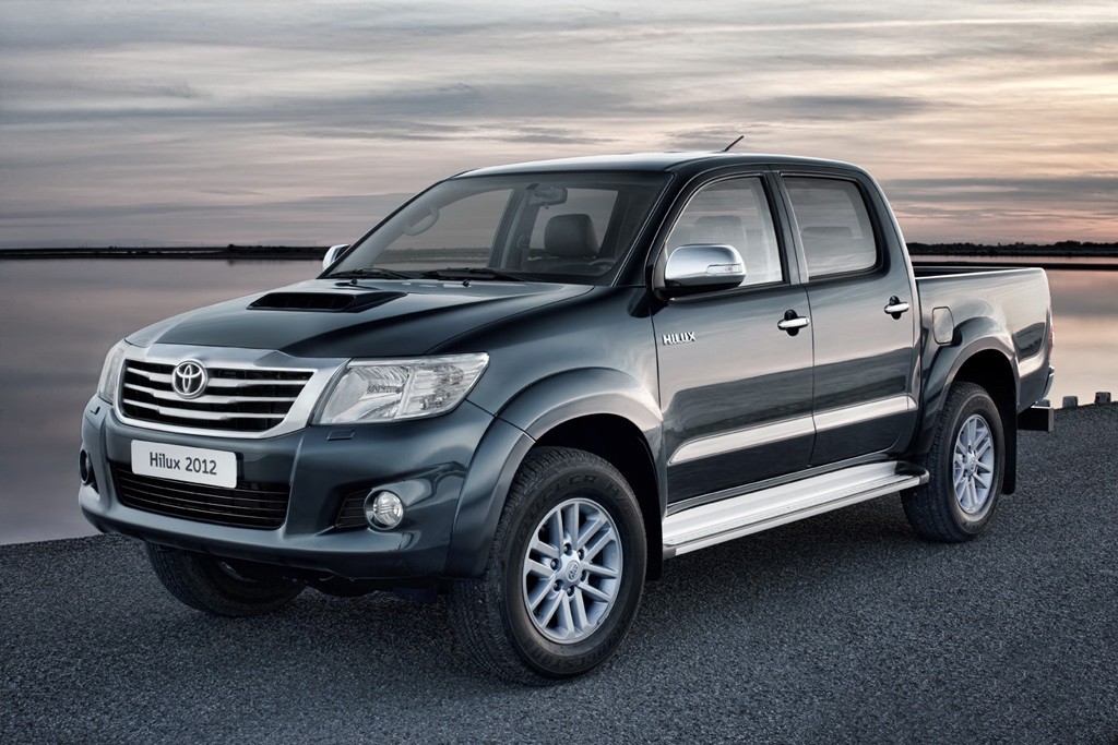 Toyota Hilux facelifted