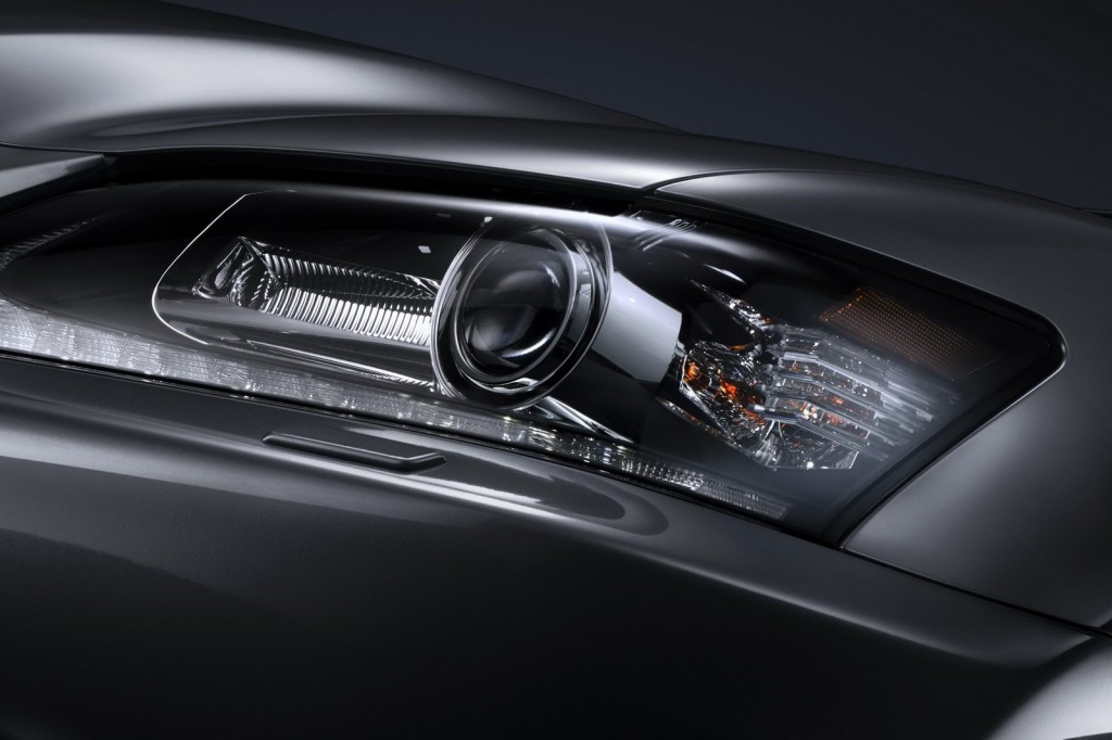 Lexus GS F-Sport and GS450h teased