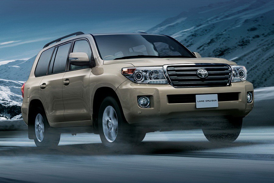 Toyota Land Cruiser gets a facelift