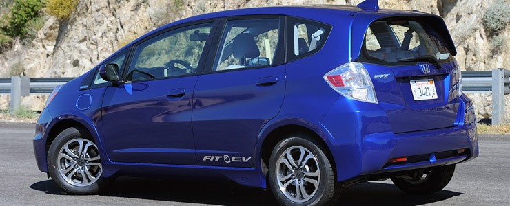 The first Honda Fit EV delivered to a coupe in USA