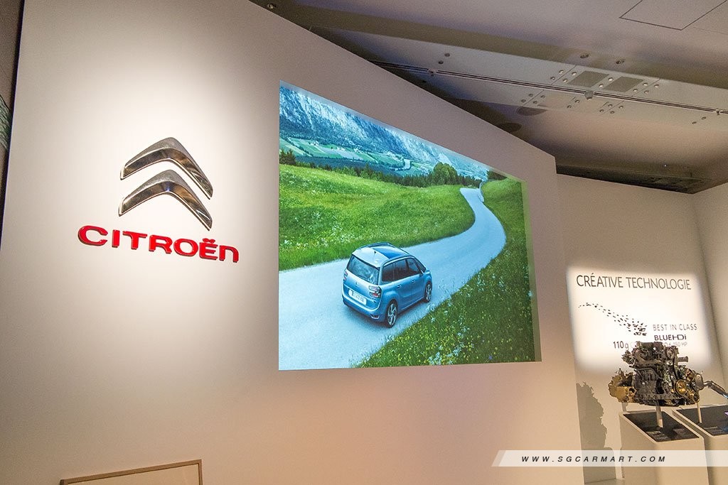 Citroen launches the Grand C4 Picasso