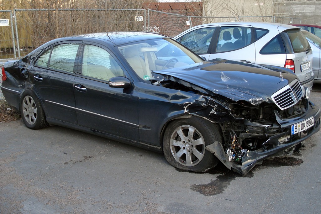 MercedesBenz aids emergency responders with QR codes Sgcarmart