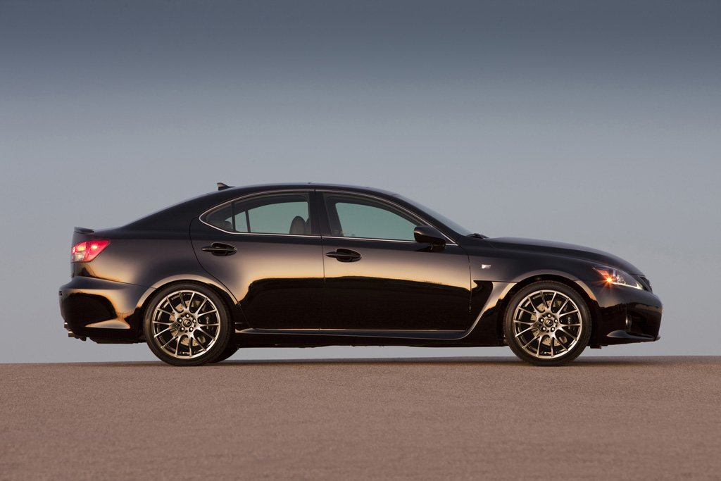 Range topping IS F gets a facelift for 2014 model