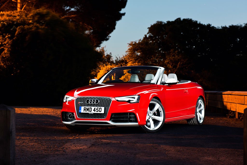 Audi shines bright to mark the shortest day of the year in U.K.