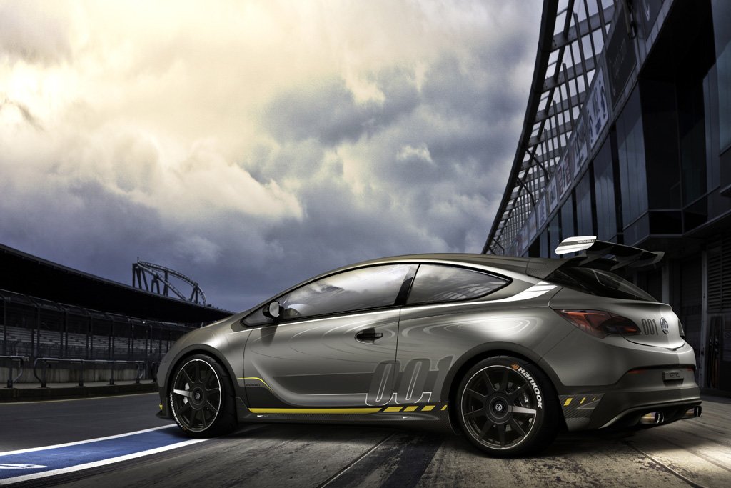 Low-weight, high-power VXR derivative set for Geneva unveil