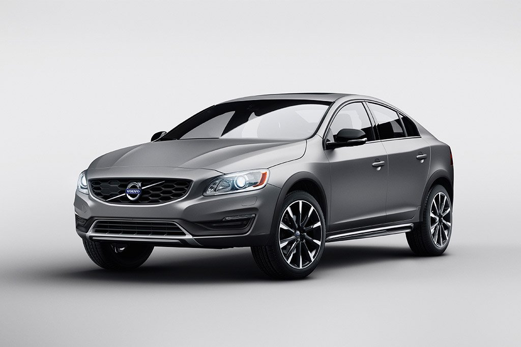 Volvo gives its S60 the Cross Country treatment