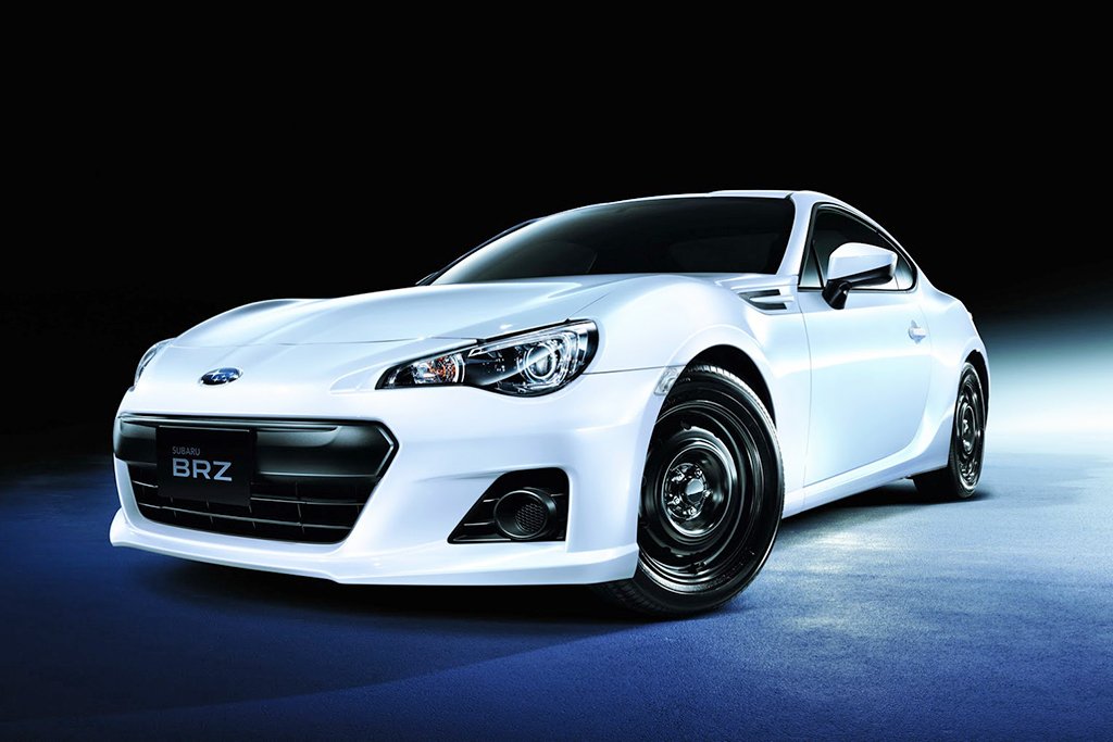Subaru gives the BRZ a light refresh for 2015