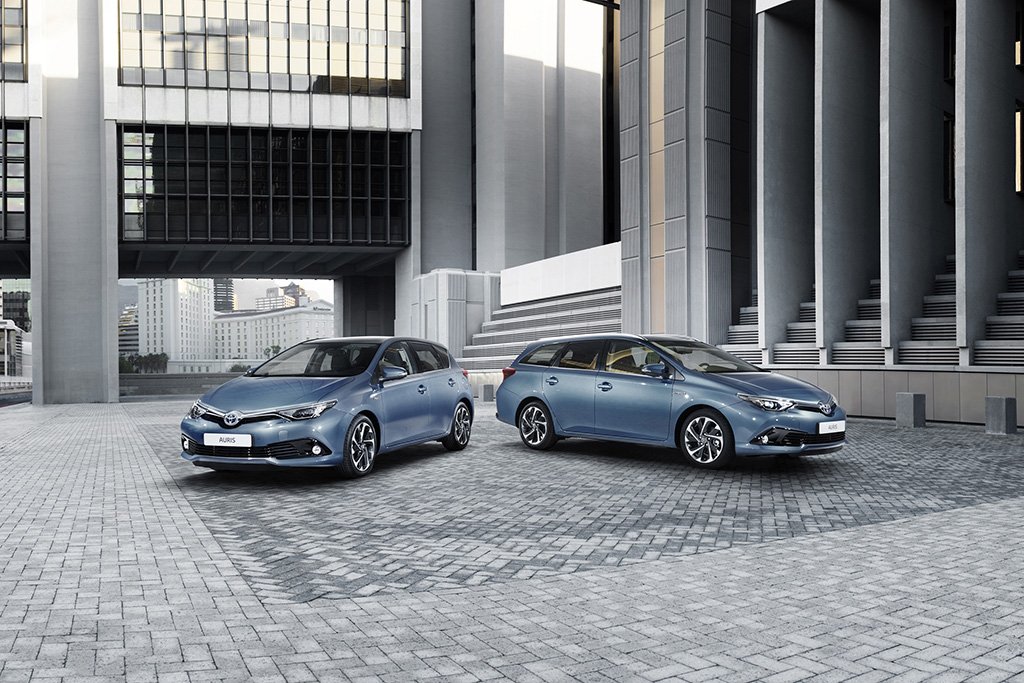 Geneva debut for updated Toyota Auris