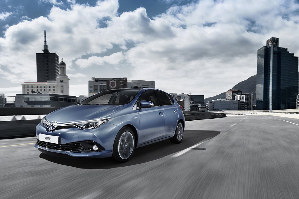 Toyota releases powertrain details for updated Auris