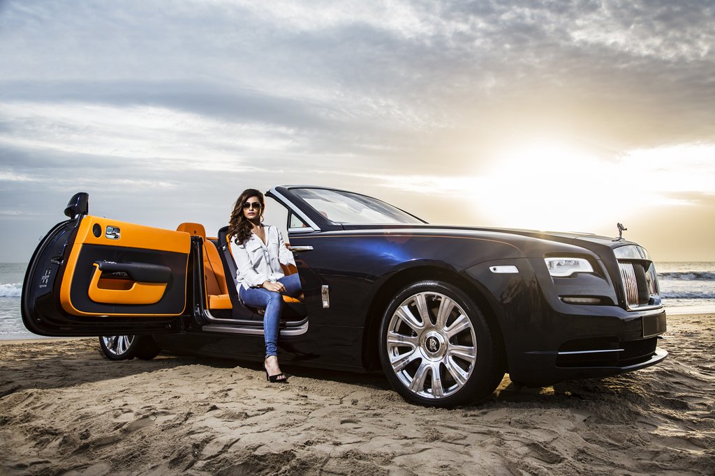 Rolls-Royce Dawn takes luxury crown in U.K. Car of the Year Awards
