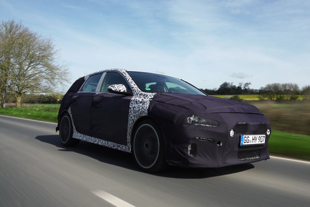 Fine-tuning the Hyundai i30 N on the roughest roads in the U.K.