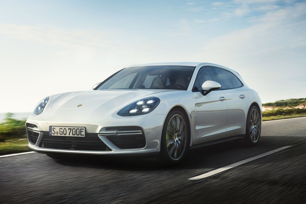 Porsche increases revenue and operating result Sgcarmart