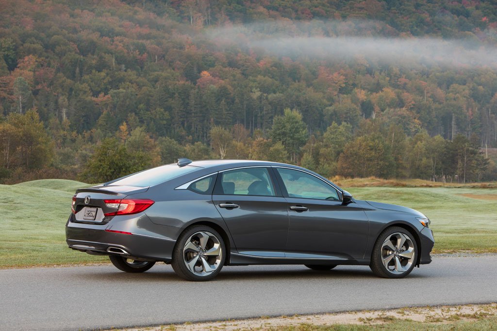 Honda Accord 2.0 Turbo goes on sale in the U.S.A