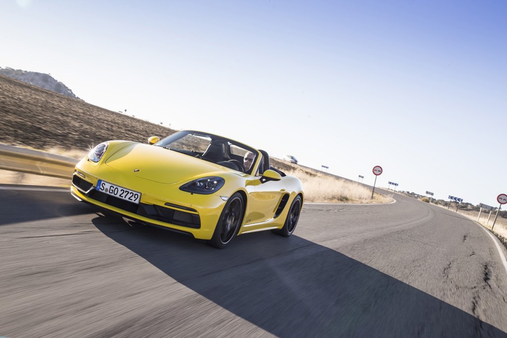 World premiere of four Porsche models and U.S.A debut of the new Cayenne