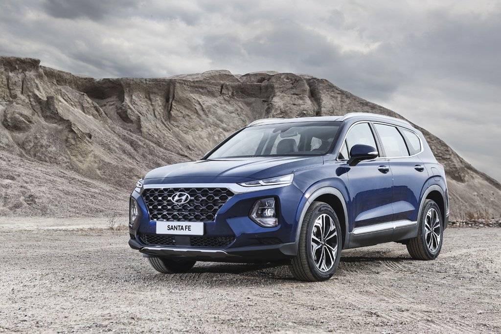 Hyundai celebrates world debut of all new 2019 Santa Fe