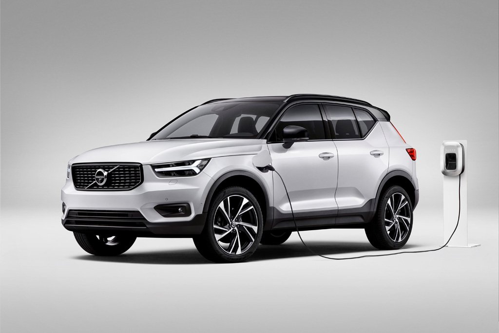 Volvo aims 50 percent of sales to be electric by 2025