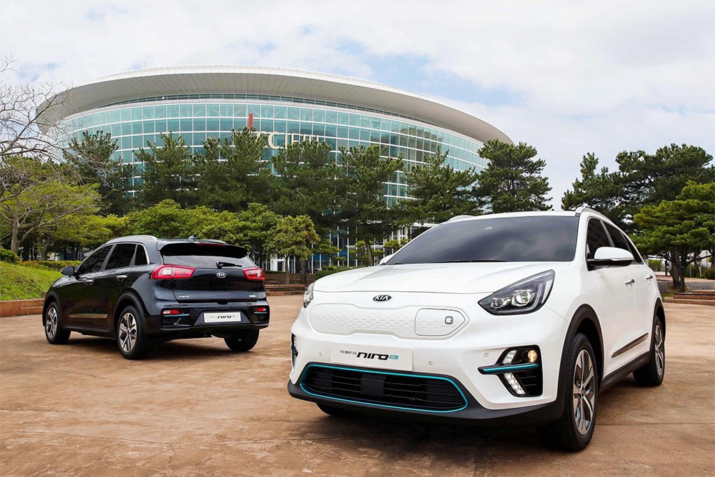 Kia reveals first images of the all electric Niro