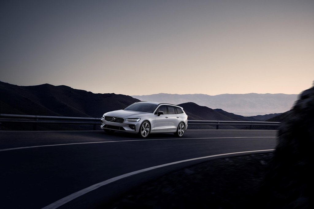 Volvo extends V60 range with addition of new R-Design variant