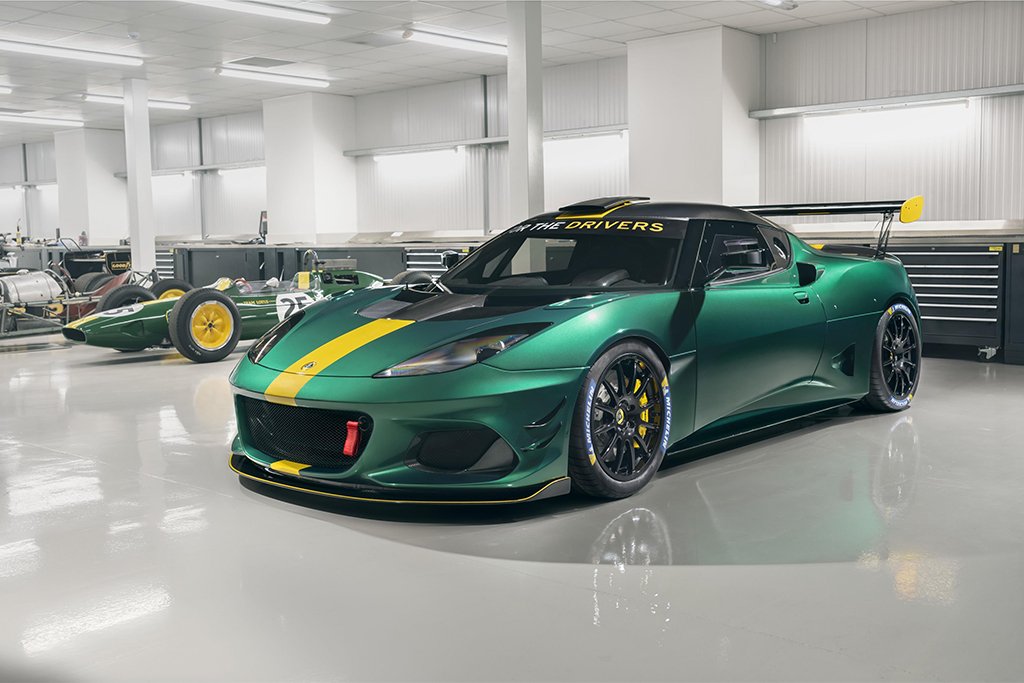 Lotus Evora GT4 Concept race car to make dynamic debut at Goodwood