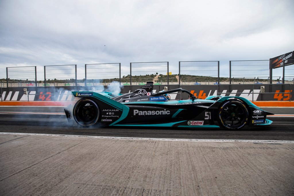 Panasonic Jaguar Racing and Castrol partner on electric vehicle ...