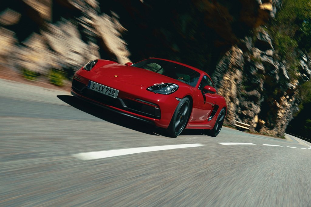 Porsche 718 GTS models receive six-cylinder boxer engines