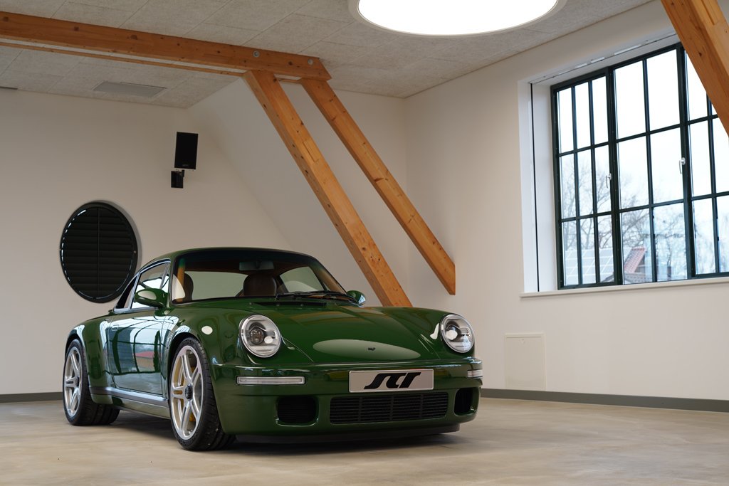 Ruf unveils the Rodeo Concept and the first production SCR