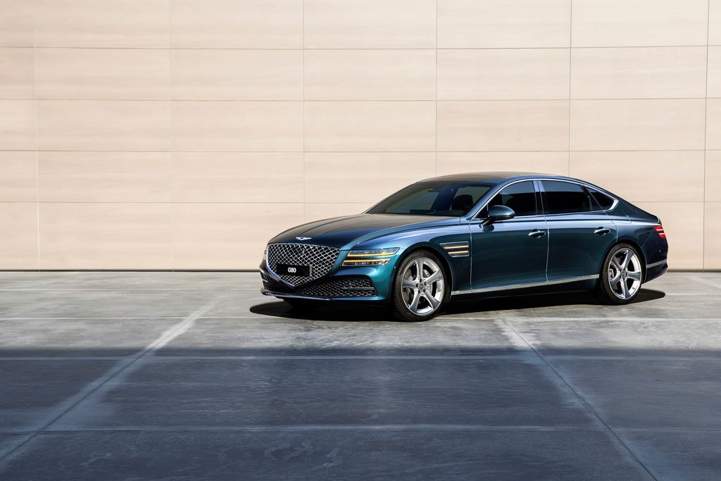 The Genesis G80 makes its world premiere
