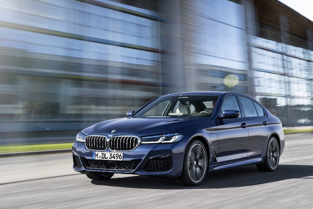 BMW officially unveils the new 2021 5 Series Sedan