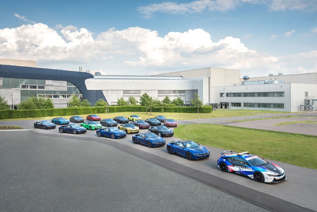 BMW ends production for i8 with final 18 unique vehicles