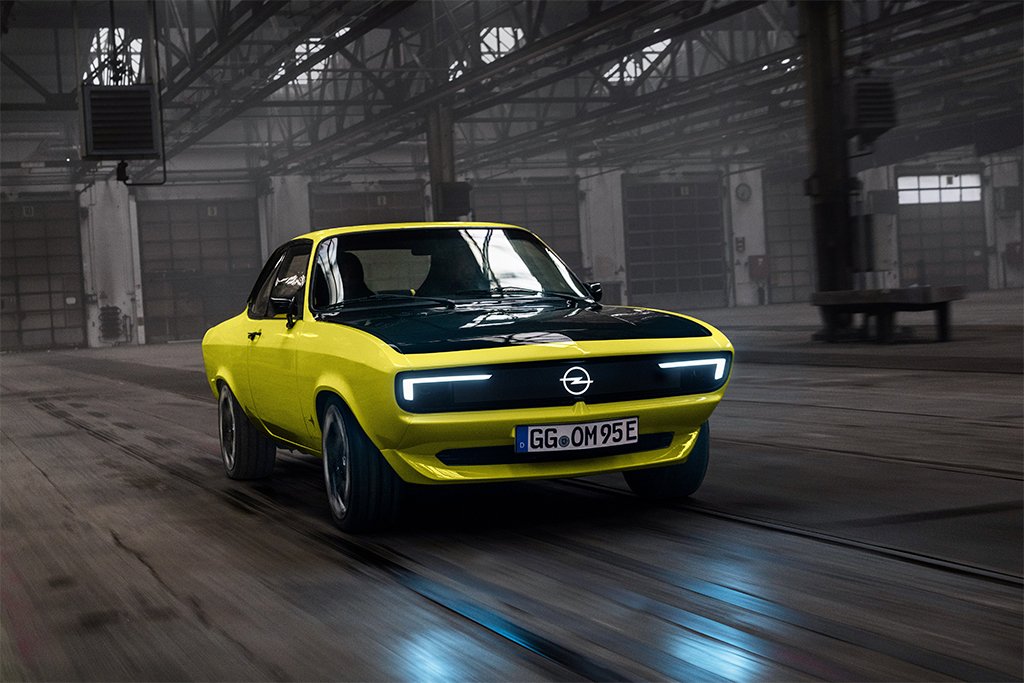 Opel Manta GSe ElektroMOD celebrates original model s 50th anniversary Sgcarmart