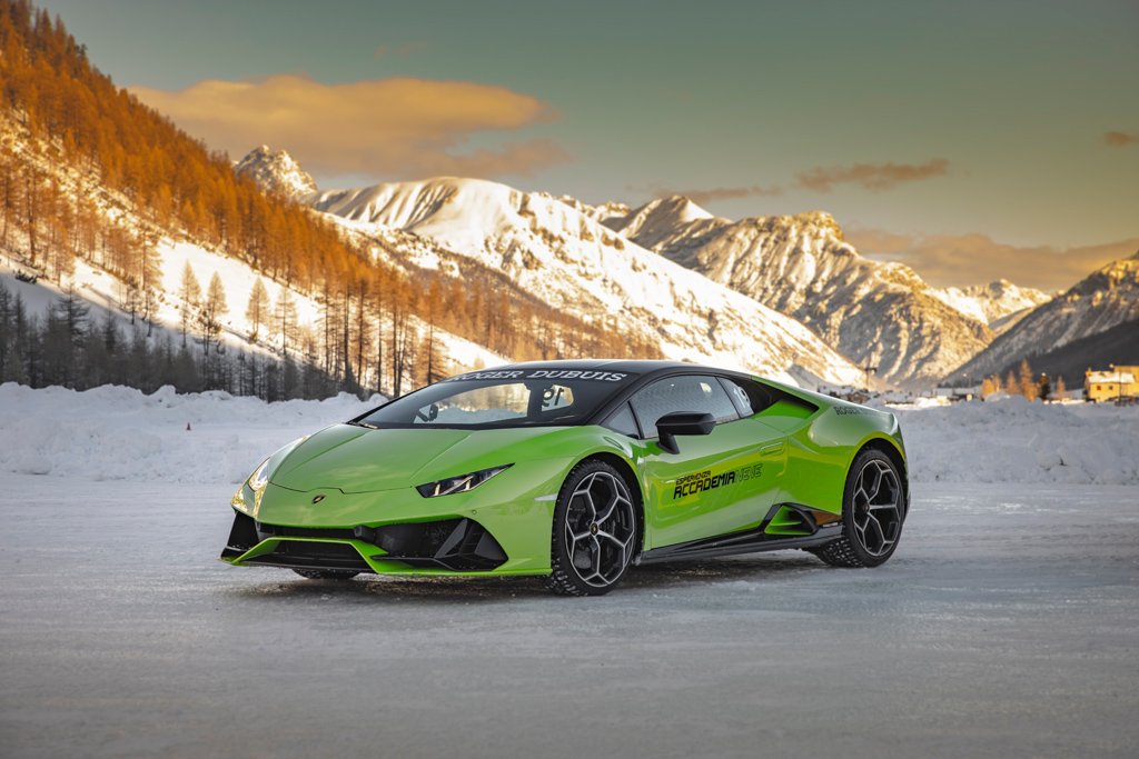 Lamborghini Accademia Neve returns to Livigno, Italy