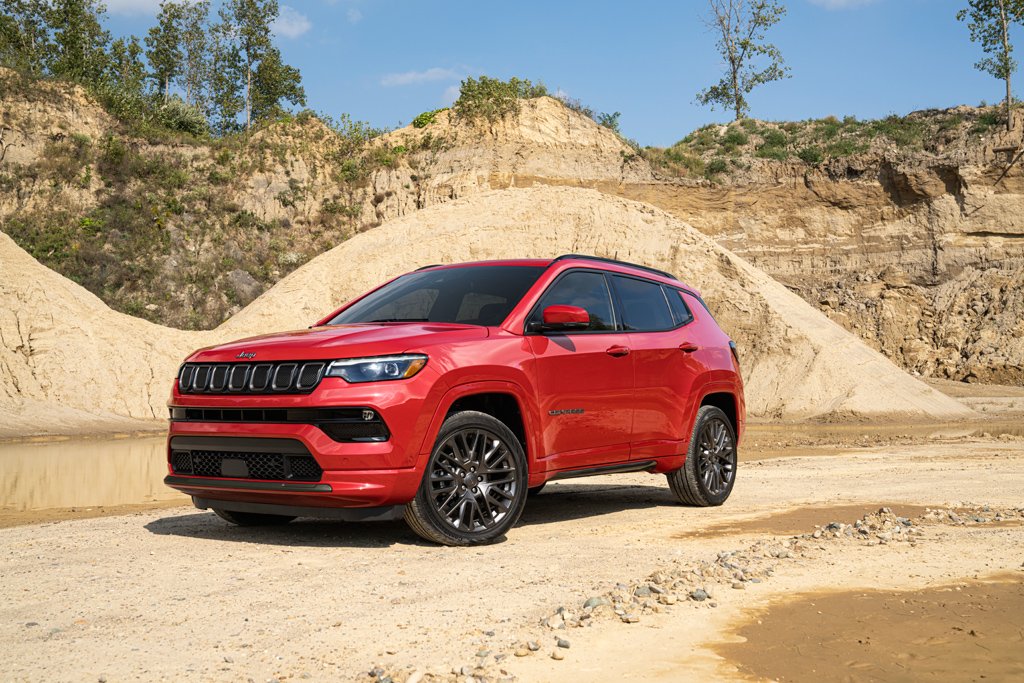 2022 Jeep Compass scores at IIHS safety tests