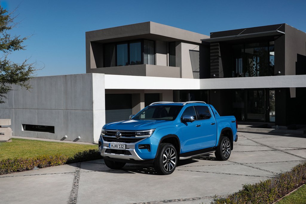 Pickup fans rejoice: Volkswagen has revealed its new Amarok