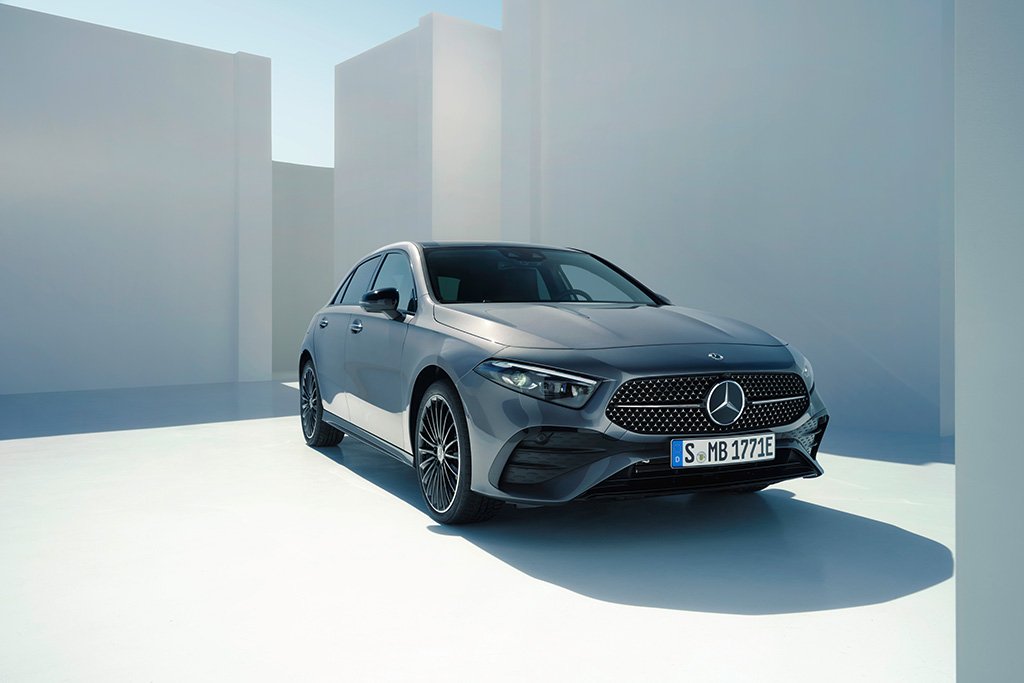 Mercedes Reveals The Refreshed A-Class - Sgcarmart