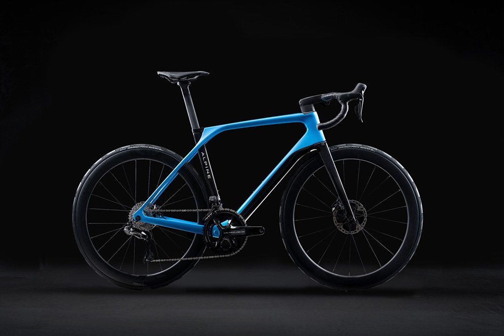 The Aircode DRS Alpine is a $12,450 bike from a Lapierre and Alpine collaboration