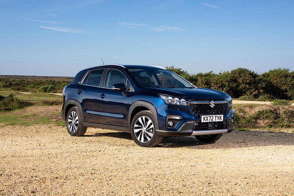 Suzuki unveils the S-Cross Full Hybrid