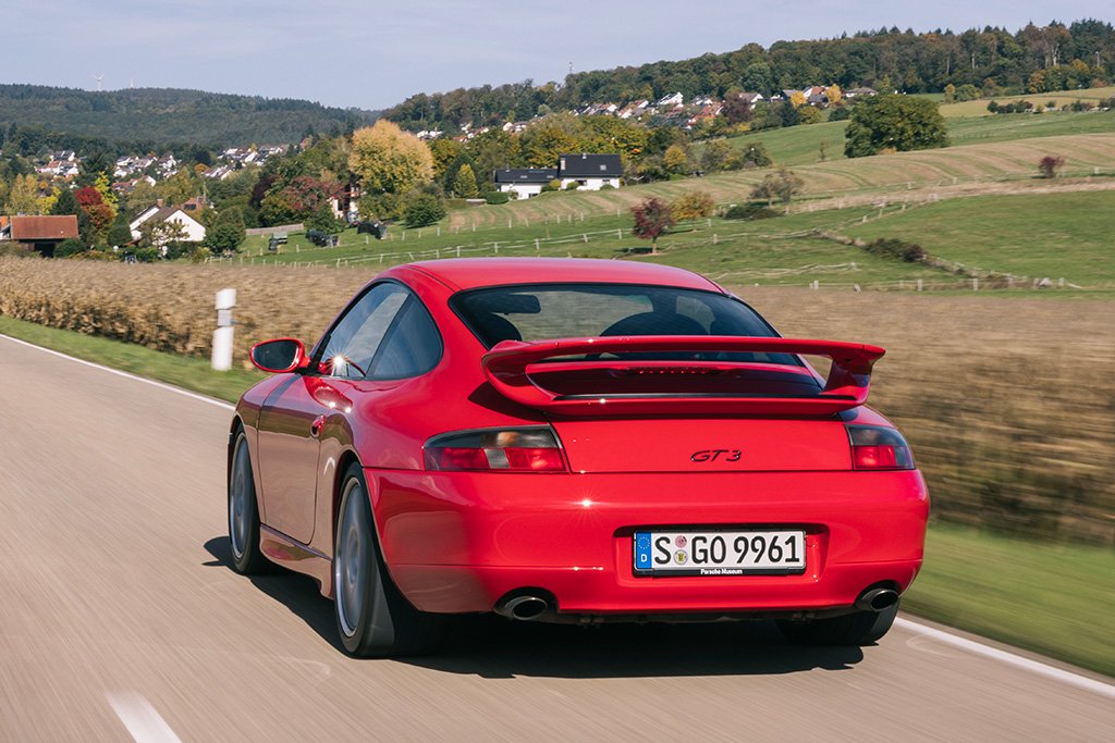 porsche-celebrates-the-trailblazing-996-generation-911