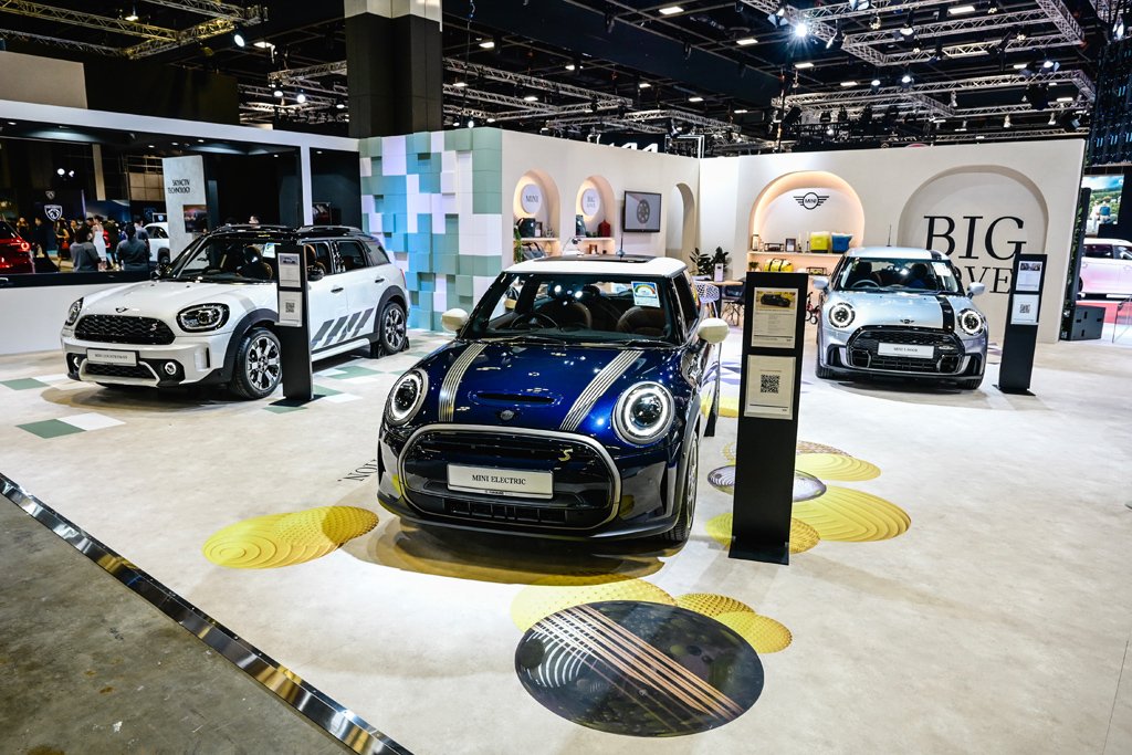 MINI launches new special edition models here in Singapore - Sgcarmart