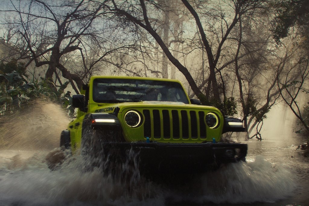 Jeep's Super Bowl ad spot has animals grooving to a new Electric Boogie