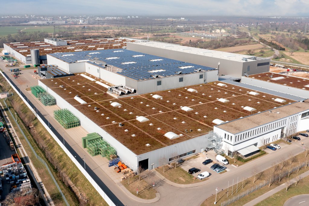 MercedesBenz breaks ground on battery recycling plant