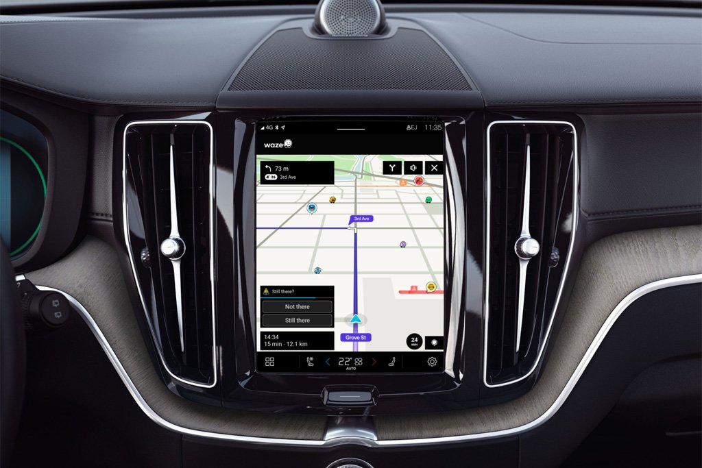 Waze is now available in your Volvo