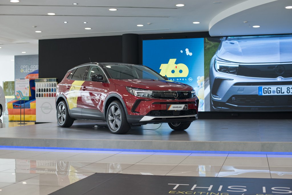 Opel launches facelifted Grandland in Singapore