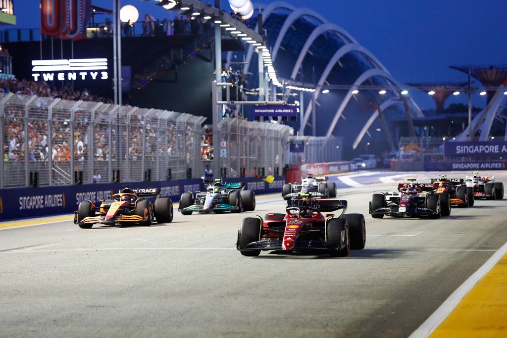 Singapore GP is bringing the excitement of the Formula One race into our heartlands - Vimarsana News
