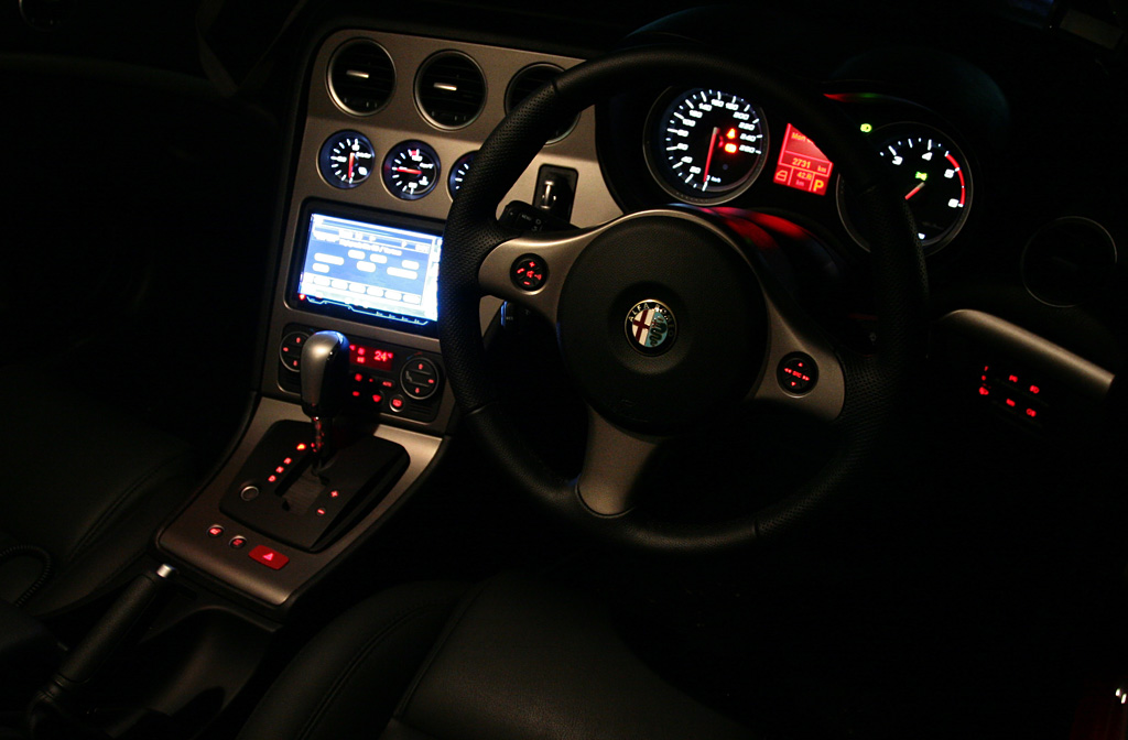 Alfa Romeo 159 1.9 JTDM (A) Review