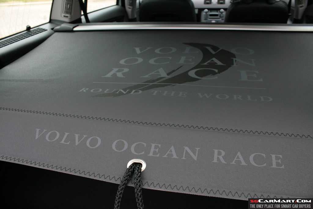 VOLVO Ocean Race タオル V111593-150-000 Volvo Ocean Race Limited Edition XC90 Review - Sgcarmart